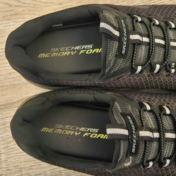 Skechers Lite Weight Men's 9.5 Memory Foam Shoes Sneakers 52811 Black Gray - Picture 7 of 9